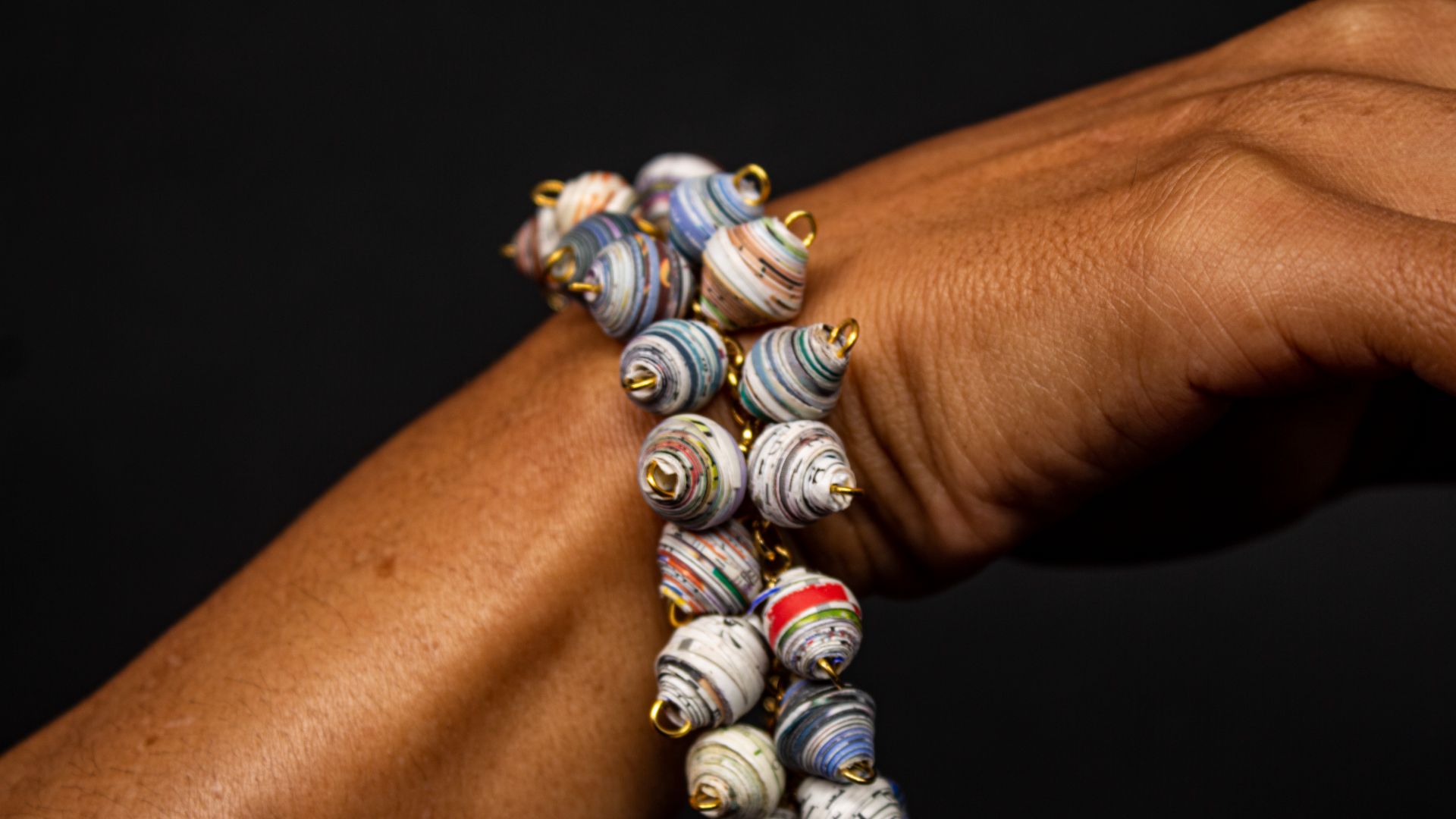 Magazine Paper Bead Bracelets I've made :) : r/braceletcraft